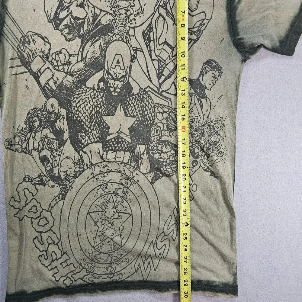 Marvel Extreme T Shirt Mens Medium Captain America Wolverine Iron Man All Over